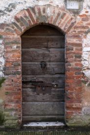 Lazise doorway